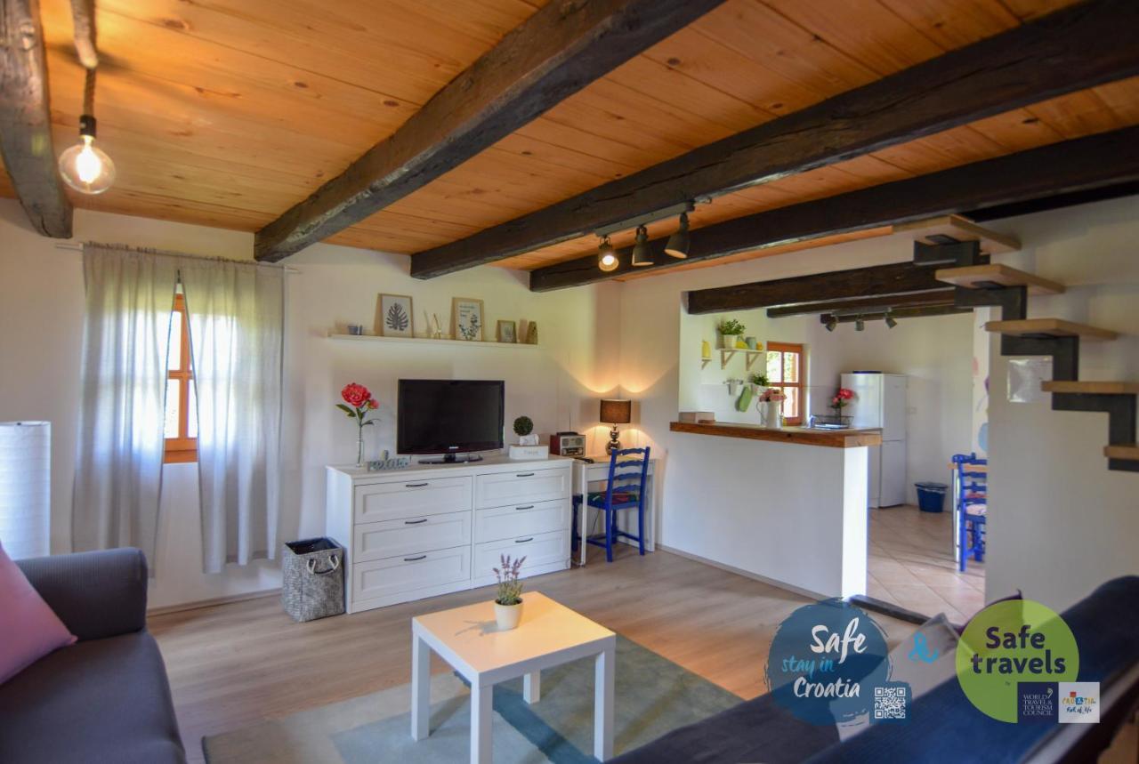 Kuca Za Odmor Lang Villa Karlovac Ngoại thất bức ảnh